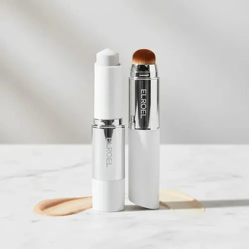 BASE INTELIGENTE ADAPTABLE AL TONO DE PIEL - PIEL DE PORCELANA INSTANTÁNEA